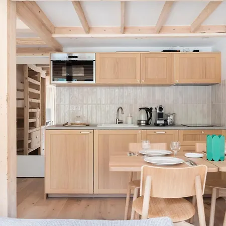 Renovated Duplex With A Balcony And Parking Space Apartment