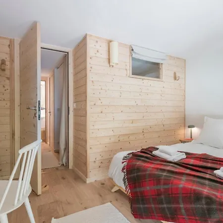 Renovated Duplex With A Balcony And Parking Space Chamonix